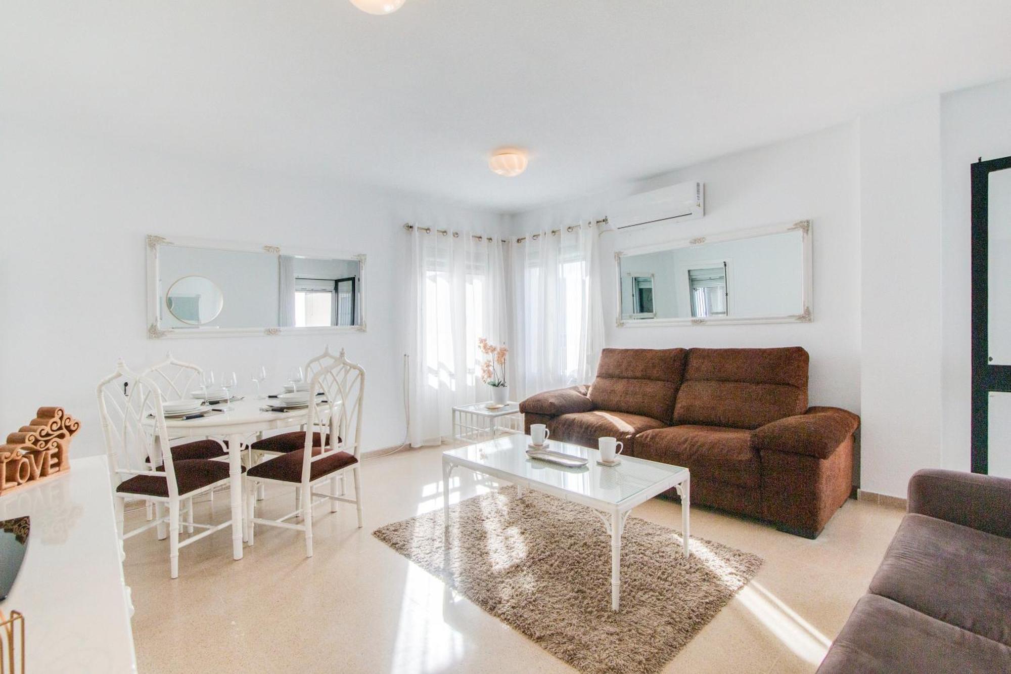 Close To The Beach, 5 Minutes Walk San Luis de Sabinillas Bagian luar foto