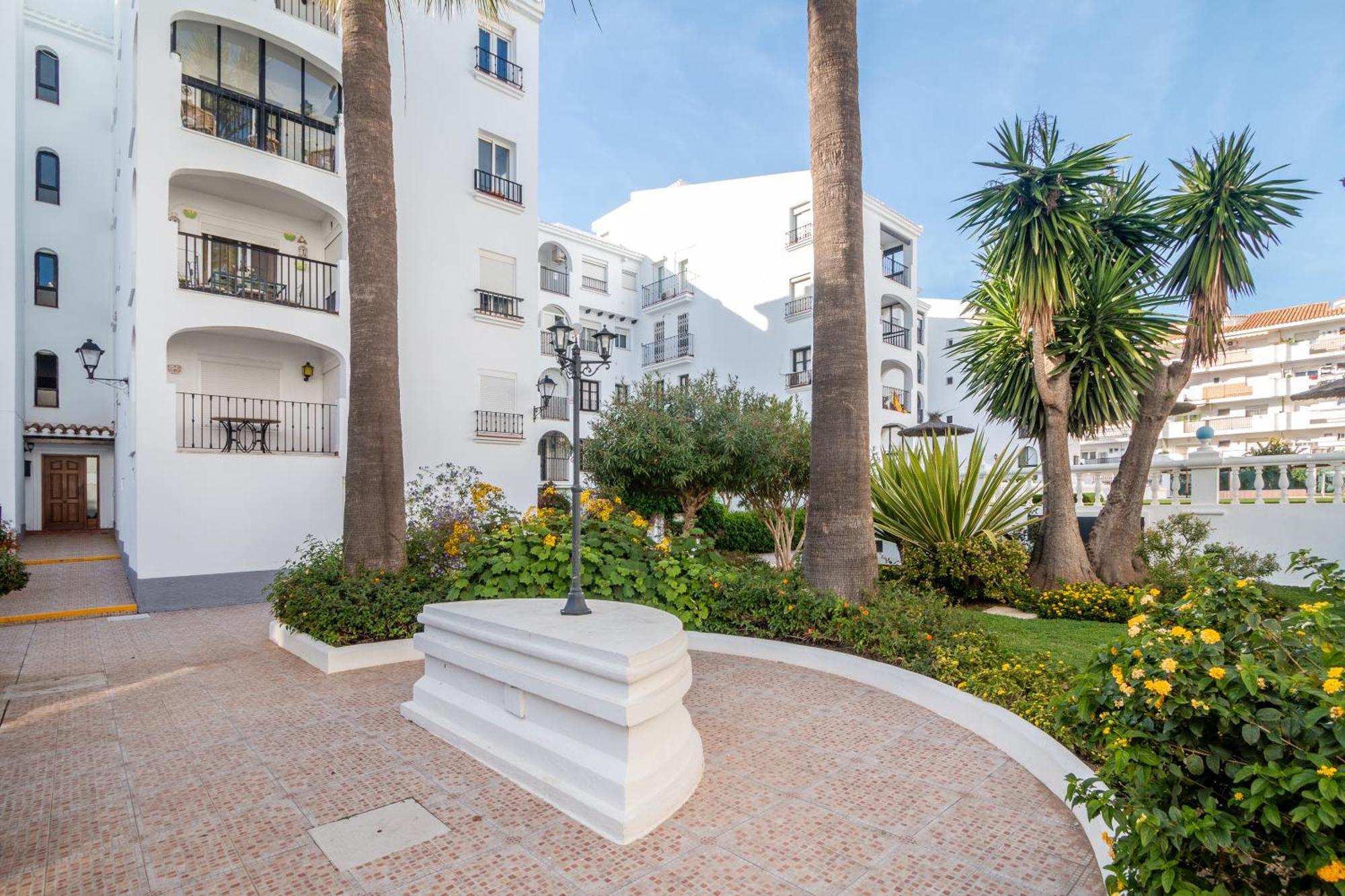 Close To The Beach, 5 Minutes Walk San Luis de Sabinillas Bagian luar foto